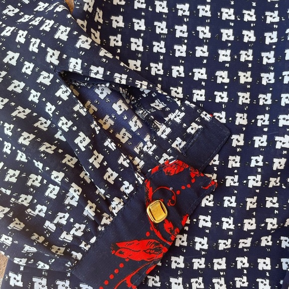 Hsu mei button down blouse - Picture 4 of 6